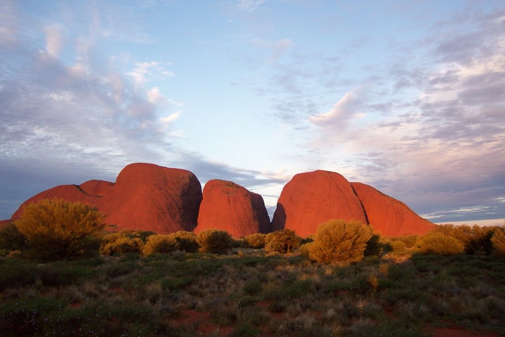 Image of Kata Tjuta courtesy of the author.